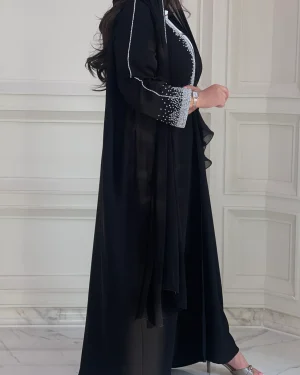 Pearlescent Bisht Abaya