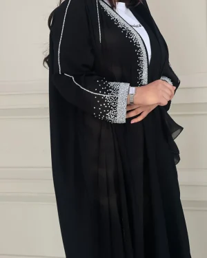 Pearlescent Bisht Abaya